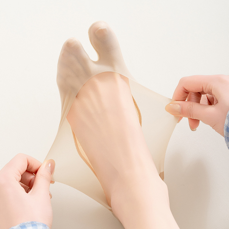 Дамски чорапи със разделен пръст, невидими, памук-найлонова смес, противохлъзгащи, летни