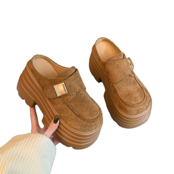Ženske slip-on cipele s debelim đonom – zatvoren vrh, PVC gornji dio, gumeni đon, okrugli nos