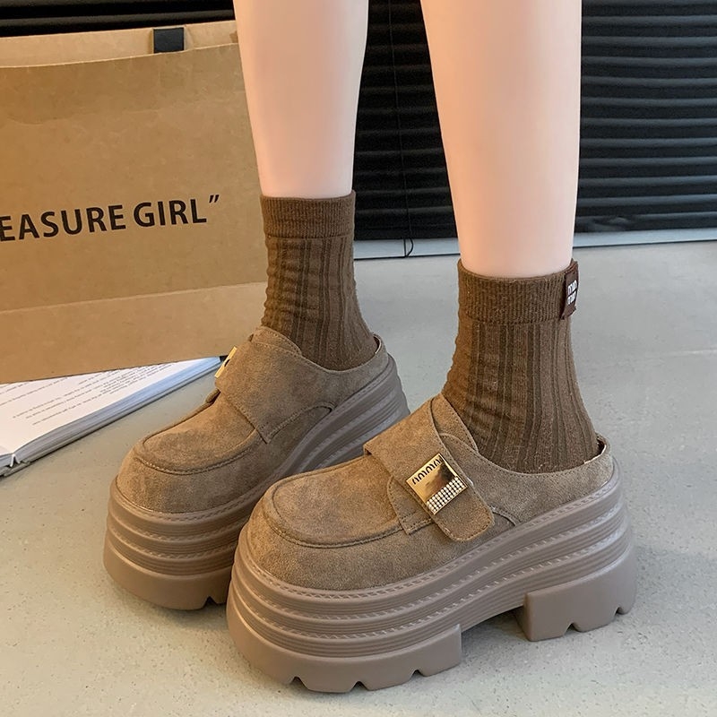 Ženske slip-on cipele s debelim đonom – zatvoren vrh, PVC gornji dio, gumeni đon, okrugli nos