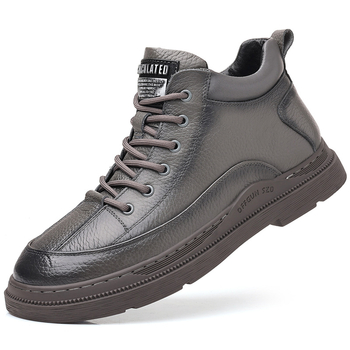 Férfi téli papucs: első réteg tehénbőrből készült felső, fleece bélés, vastag gumitalp