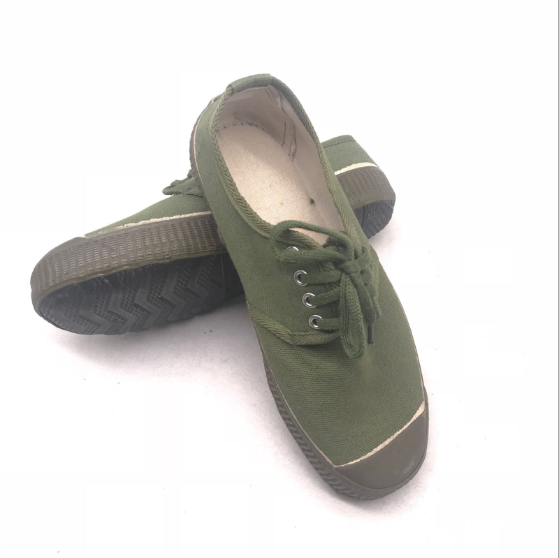 Pantofi de muncă (camuflați, respirabili, partea superioară din pânză, talpă din cauciuc, toc plat)