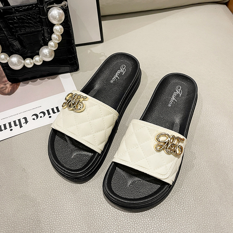 Šlape s debelim potplatom od PVC-a, gornji dio od PVC-a, okrugla vrh, korejski stil