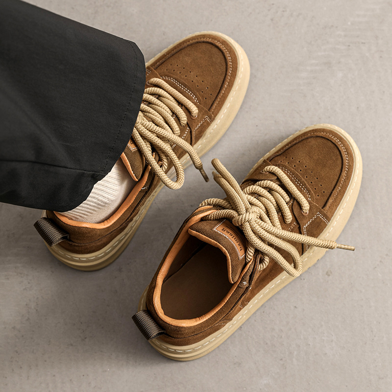 Muški loafers od platna s oštrim nosom, vezicama i gumom