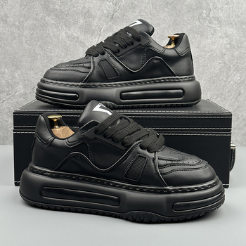 Pantofi sport bărbați cu talpă groasă pentru vară - piele artificială pe deasupra, talpă din cauciuc, înălțime a călcâiului 3–5 cm, închidere cu șireturi