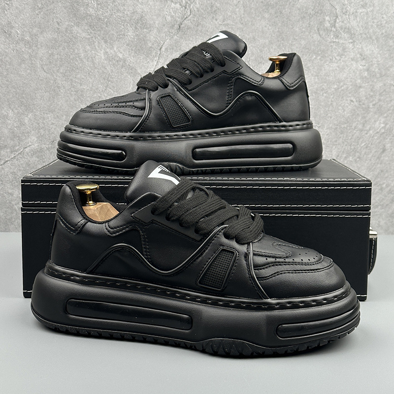 Pantofi sport bărbați cu talpă groasă pentru vară - piele artificială pe deasupra, talpă din cauciuc, înălțime a călcâiului 3–5 cm, închidere cu șireturi