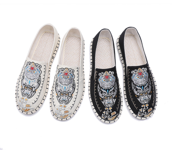 Pantofi bărbați din material textil, brodați, vârf rotund, slip-on, talpă moale, partea superioară din bumbac