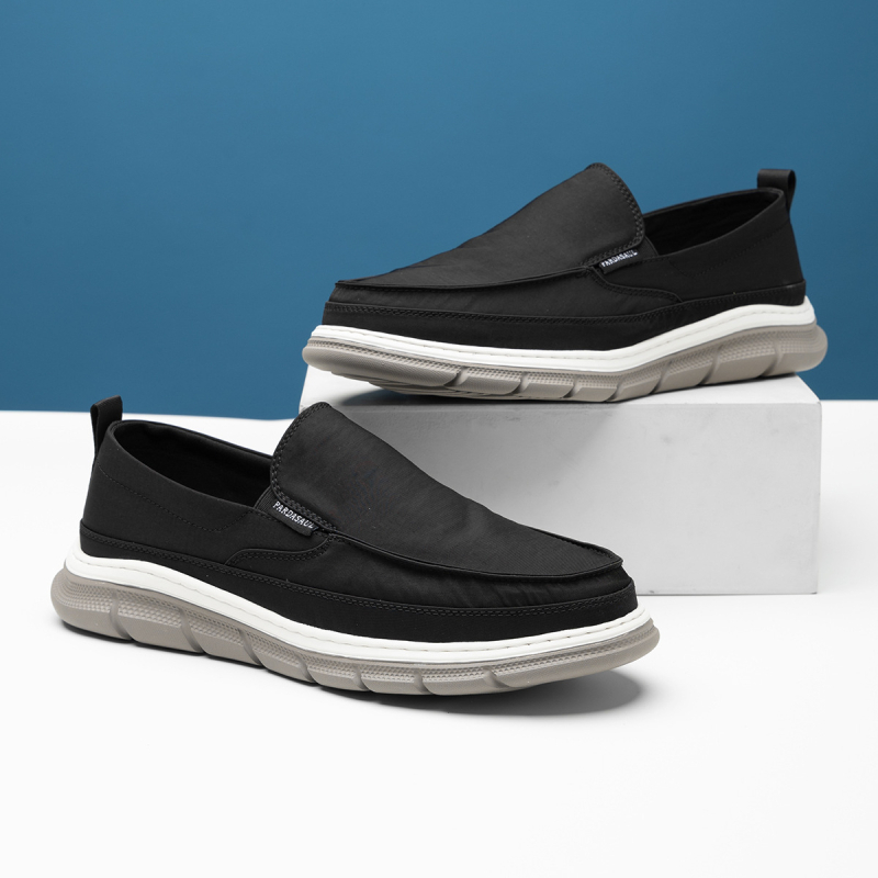 Muške slip-on tenisice od platna, okrugla nosnica, gornji dio od platna, prozračan dizajn, EVA potplat