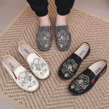 Pantofi Hanfu din pânză cu broderie — vârf rotund, parte superioară din pânză, înălțime medie, închidere elastică, talpă din tendon de vițel