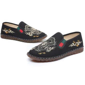 Pantofi Hanfu din pânză cu broderie — vârf rotund, parte superioară din pânză, înălțime medie, închidere elastică, talpă din tendon de vițel