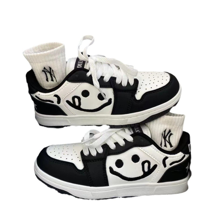 Uniszex vastag talpú casual sportcipő, PU felsőrész, hálós belső, gumitalp, fűzővel záródó