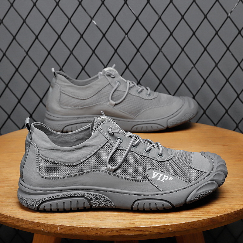 Férfi vászoncipő, alacsony felső rész, légáteresztő, kerek orr, gumírozott talp, rugalmas pánt