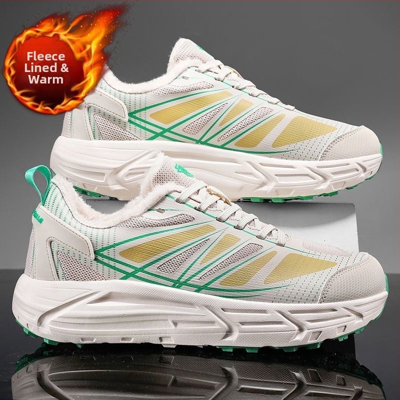 Téli papucs uniszex fleece bélessel, felső rész mikroszálas bőr, kerek orr, vastag talp