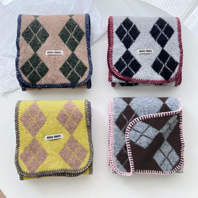 Ženski šal s korejskim retro quilted plaid uzorkom, od vune i smjese, warp-knit pletenje, zimska toplina, svestran stil