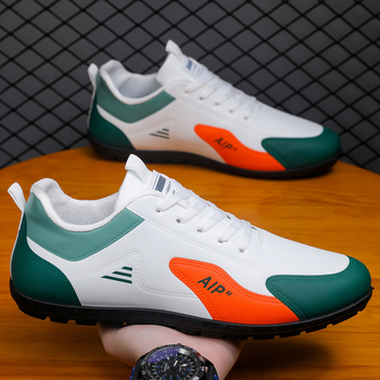 Férfi mokaszín: PU felső rész, PVC talp, slip-on, alacsony sarkú 1–3 cm, kerek orr