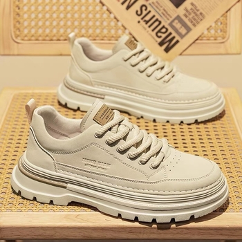 Férfi Martin-stílusú bakancs kerek orrú, felsőrész szintetikus bőrből, alacsony bokarész, vastag talp, fűzős zárás