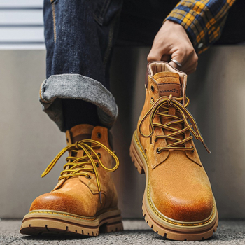 Martin bakancs valódi bőrből – vastag talp, kerek orr, előről fűzött, középmagas szár