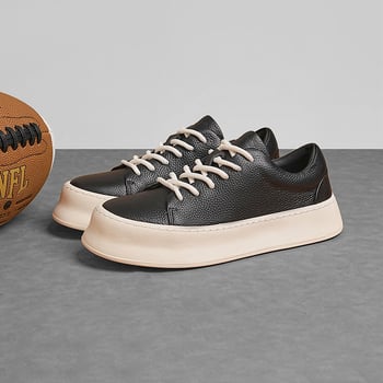 Férfi platformcipő első osztályú marhabőrből, fűzős zárás, gumitalpú, 3–5 cm-es vastag platform, kerek orrú