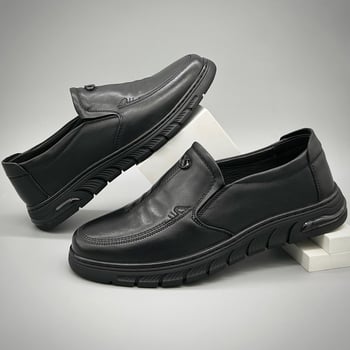 Férfi mindennapi cipő első réteg marhabőrrel, légáteresztő, csúszásmentes gumitalp, kerek orr, középkorúaknak 40–60