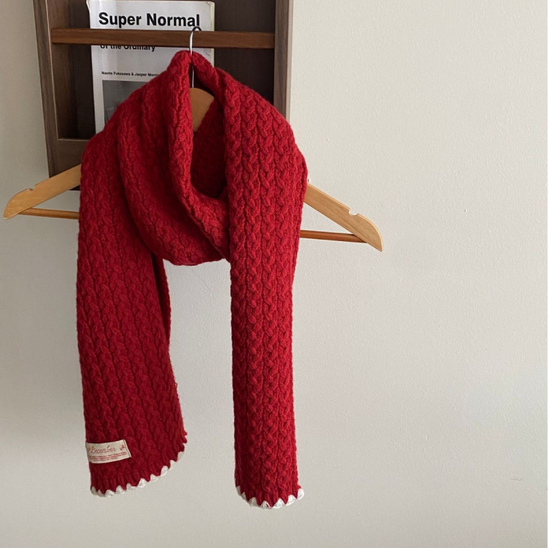 Шал от вълна – warp-knit, plain weave, запазва топлината, зима