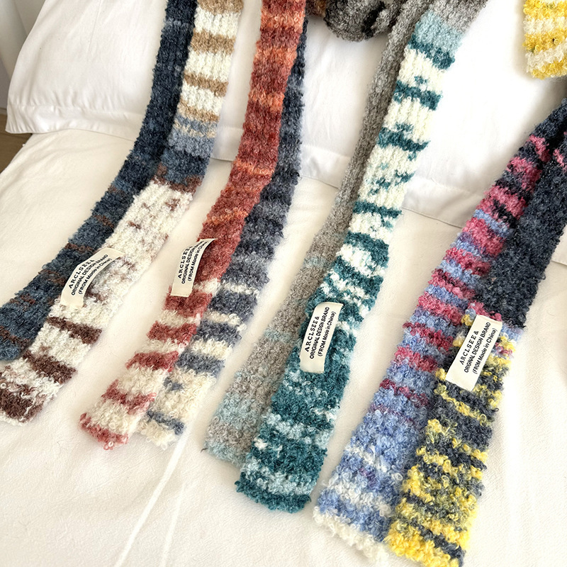 Ženski šal u korejskom stilu, tanak i plišan, topao uz šarene šavove — Warp-knit pletenje, zadržava toplinu, zimska upotreba, poliester tkanina, izdanje jeseni 2024