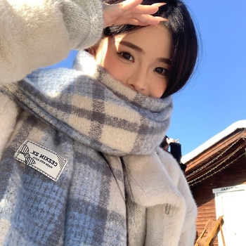 Шал за жена в синьо каре, warp knitting, запазва топлината, Зима 2025, полиестер