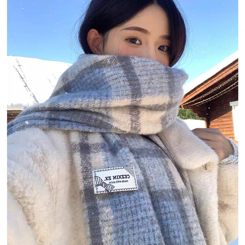 Шал за жена в синьо каре, warp knitting, запазва топлината, Зима 2025, полиестер
