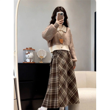 Плетен комплект рокля и пуловер с дълга пола, китайски стил, литературно ретро, пролет 2025, TR тъкан, PVC до 30%