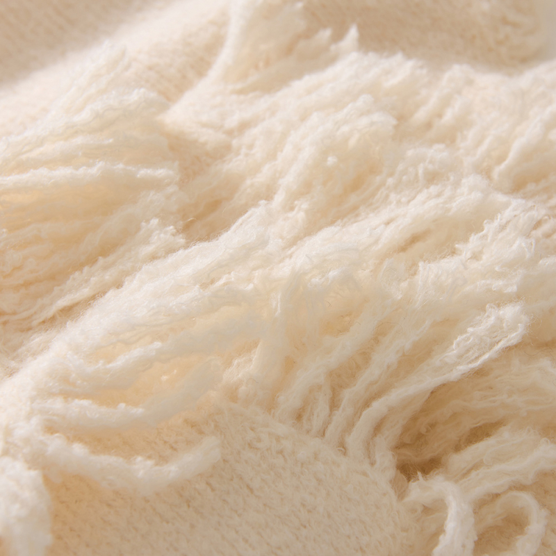 Trokutasti šal s resicama – poliester, plain weave, četiri godišnja doba