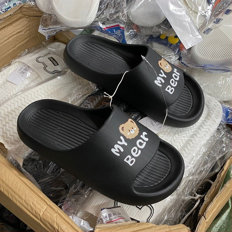 EVA könnyű férfi szandálok, lazító stílus, betűs nyomtatás és rajzfilmszerű dizájn, injektált talp, nyitott slip-on, nyár 2025