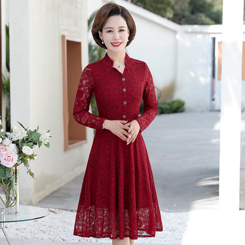 Csipkés ruha, karcsú szabás, középhosszú, tavasz 2024, 95% poliészter