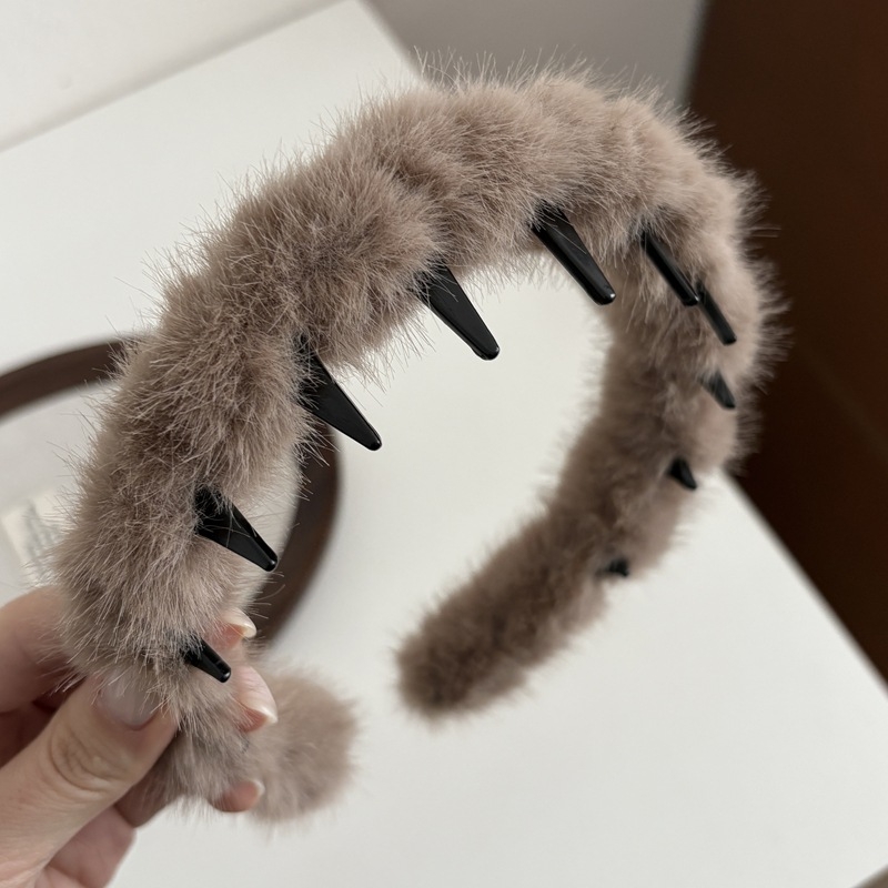 Korejskog stila plišani headband za žene s valovitim dizajnom, precizna izrada
