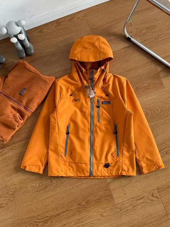 Τρία σε ένα εσωτερικό μπουφάν εξωτερικής εργασίας, με κουκούλα, αδιάβροχο, ανθεκτικό στον άνεμο, παχυμένος πολυεστέρας 60%, χειμώνας 2025