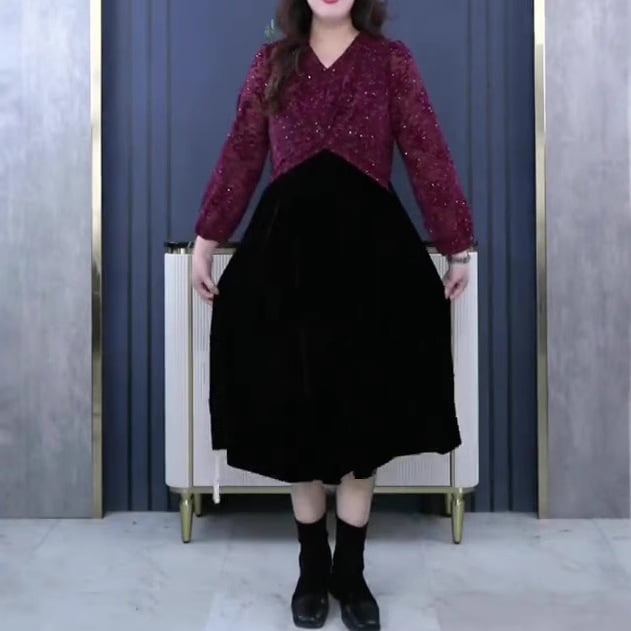 Csipke jacquard részletekkel ellátott chiffon ruha, fő anyag poliészter 90-95%, másodlagos <30%, hossz 99 cm, gyűrődő textúra, elegáns stílus, Kapok Forest márka