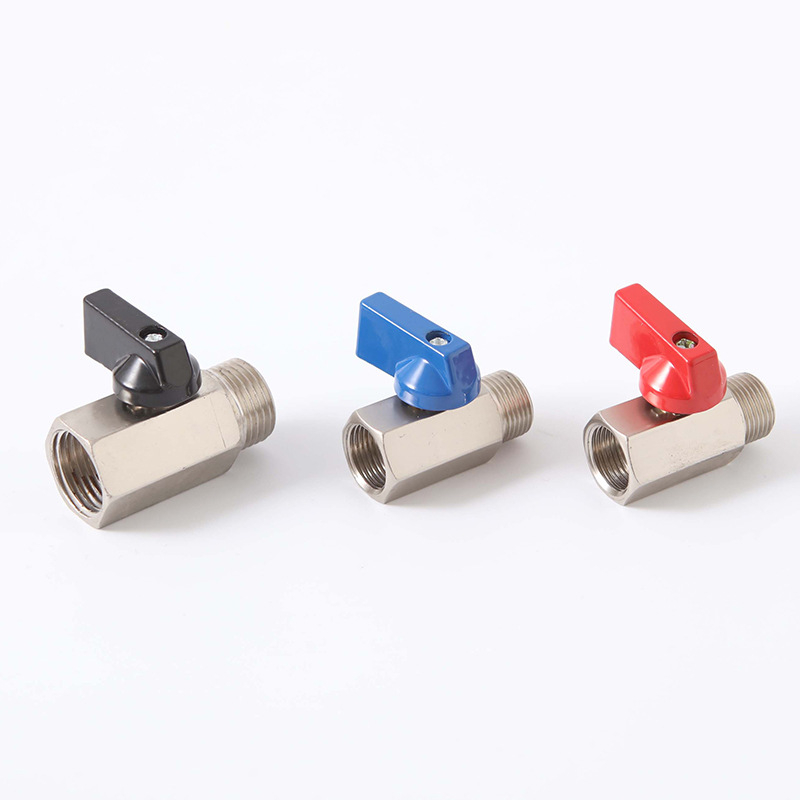 Guľový ventil z karbónovej ocele, šesťuholný spoj, ručné ovládanie, pevná konštrukcia, pre vodu