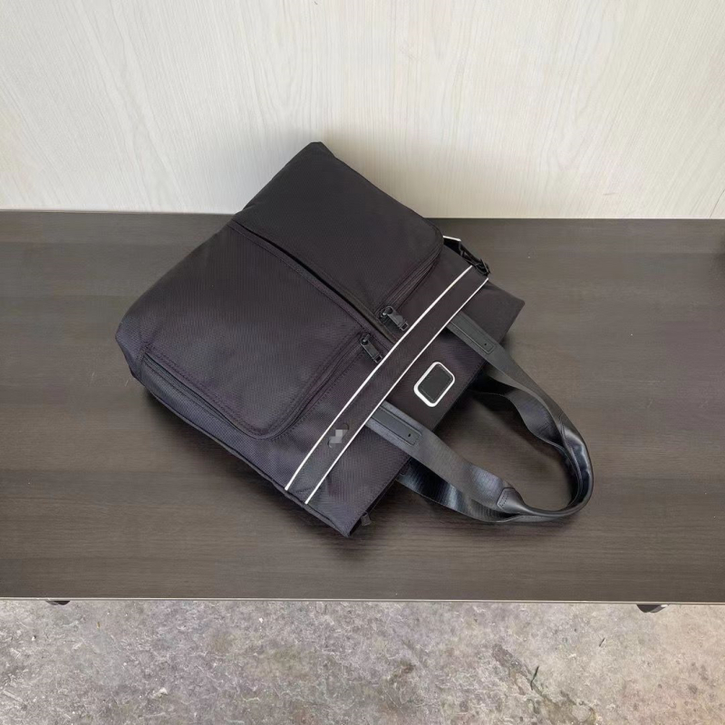 Muška Tote torba za svakodnevnu upotrebu (Najlon; Gradski stil; Poliester podstava; Otporna na habanje)