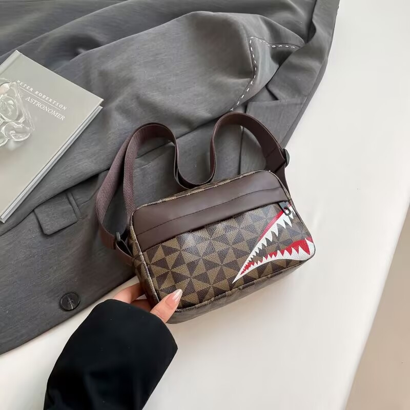 Muška crossbody torba u ulicnom stilu, PU materijal, životinjski uzorak, podstava od poliestera, Lingzhi Kangaroo