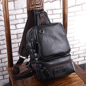 Férfi mellkas-táska keresztpánttal – PU bőr, vízálló, utca stílus, modell 7713, téli szezon 2025