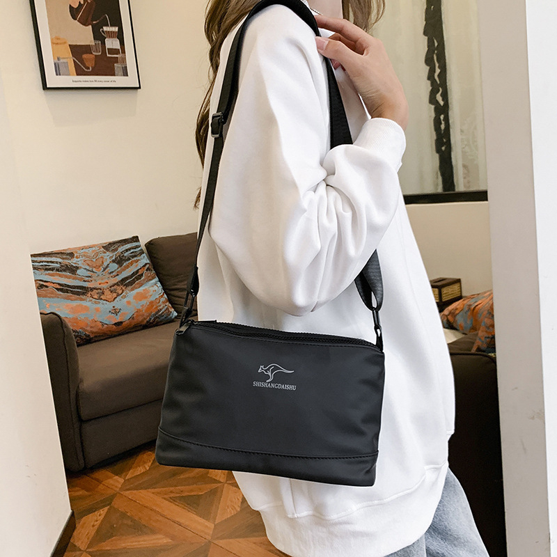 Muška crossbody torba PVC-a, otporna na habanje, uzorak s životinjskim motivom, podstava od poliestera, zima 2025