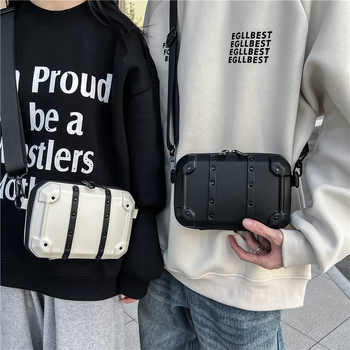 Muška torba preko ramena, street trend stil, PU materijal, podstava od poliester, vodootporna i otporna na habanje, marka Prince Bird