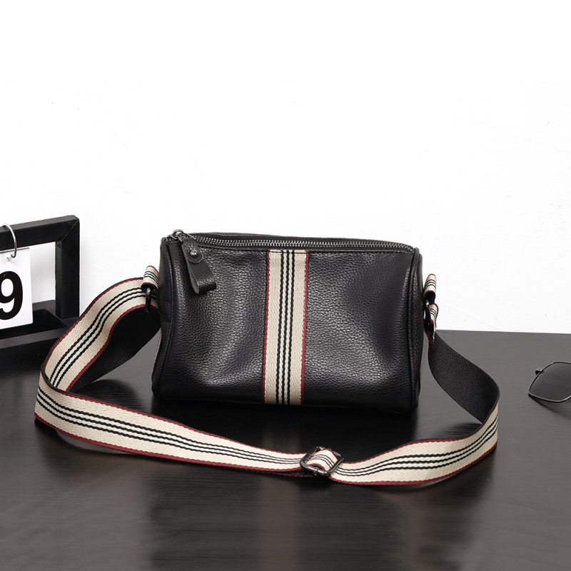 Muška crossbody torba – ulični stil, PU koža, ultralagana, podstava od poliestera, jesen 2024