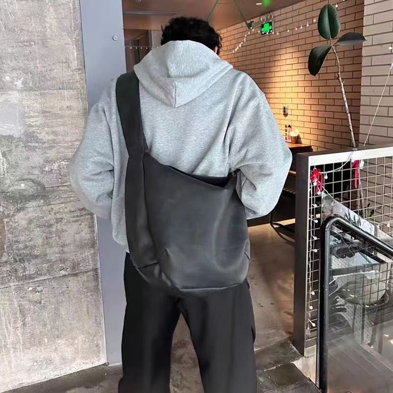 Muška kožna crossbody torba, casual stil, antibakterijska funkcija, životinjski uzorak, PU podstava
