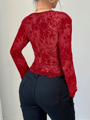 Ženski T‑shirt s V‑izrezom, čipkasti patchwork od mrežaste tkanine, zvonasti rukavi, geometrijski uzorak, uski kroj