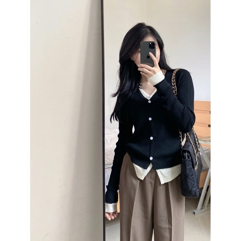 Ζακέτα, πλεκτό μείγμα βισκόζη-πολυεστέρα, V-λαιμό, μακριά μανίκια, χαλαρή εφαρμογή