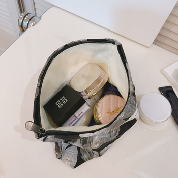 Τσαντάκι μακιγιάζ από Jacquard καμβά, αστικός μίνιμαλιστικός στυλ, οριζόντιο τετράγωνο σχήμα, φερμουάρ ανοίγματος, επένδυση από καμβά