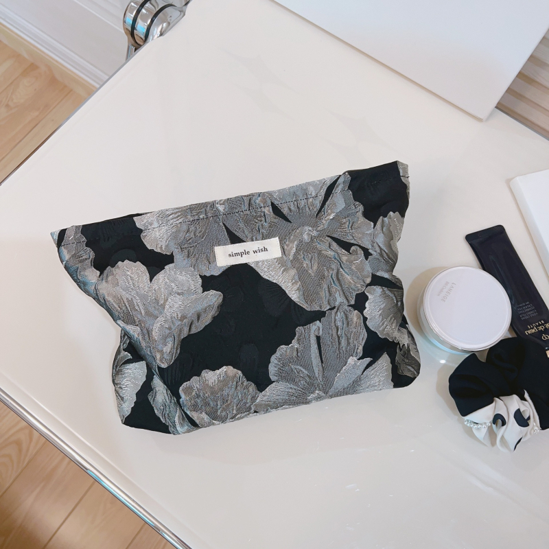 Τσαντάκι μακιγιάζ από Jacquard καμβά, αστικός μίνιμαλιστικός στυλ, οριζόντιο τετράγωνο σχήμα, φερμουάρ ανοίγματος, επένδυση από καμβά