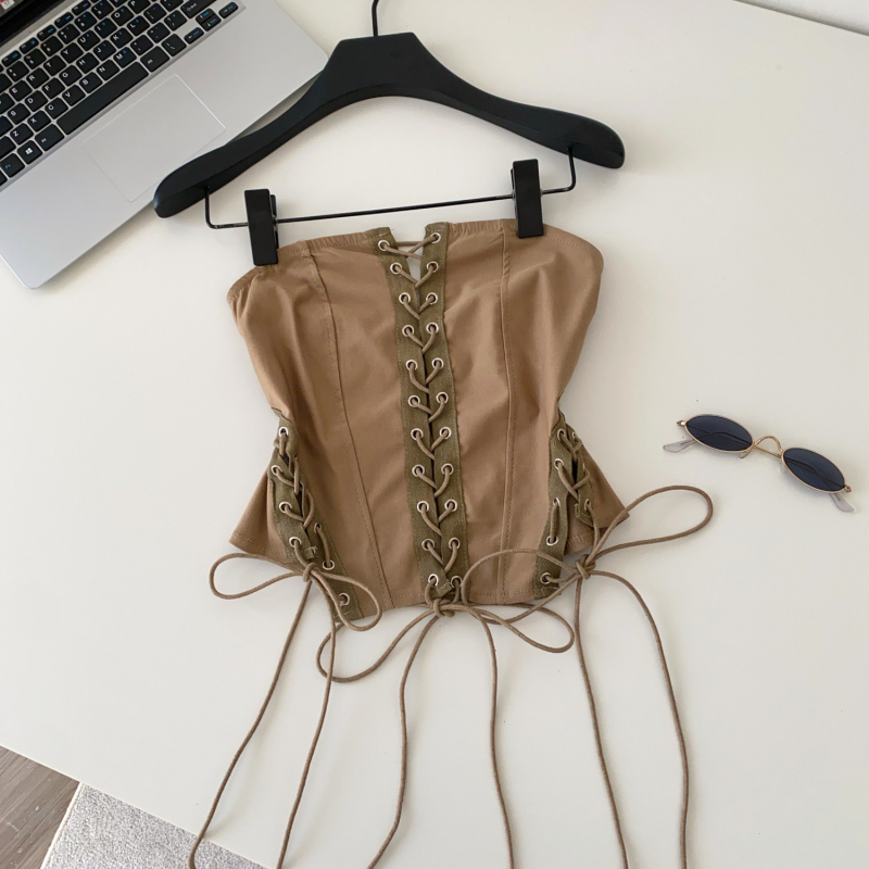 Топ без презрамки с тесен силует, полиестер, лека еластичност