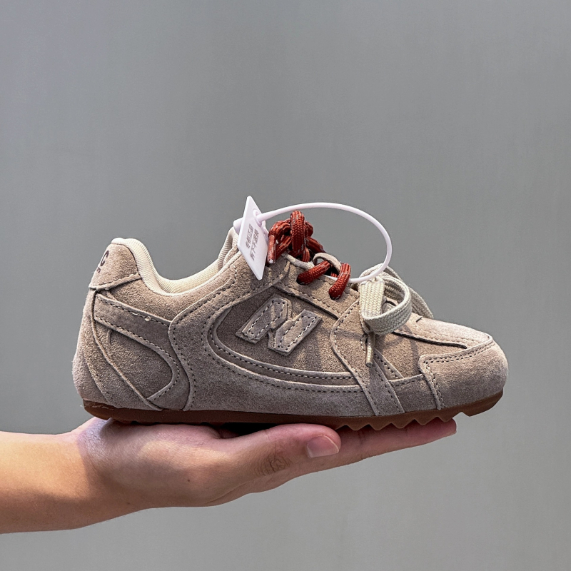 Unisex dječje tenisice s Velcro trakama — za uzrast 4–16 godina; proljeće i jesen; gornji materijal: super vlakno; đon: guma; uzorak: slova