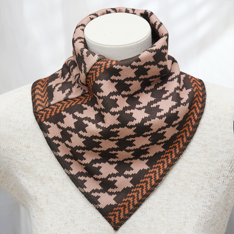 Trokutasti šal od poliestera, pleteni twill, topao za jesen, svestran i elegantan stil