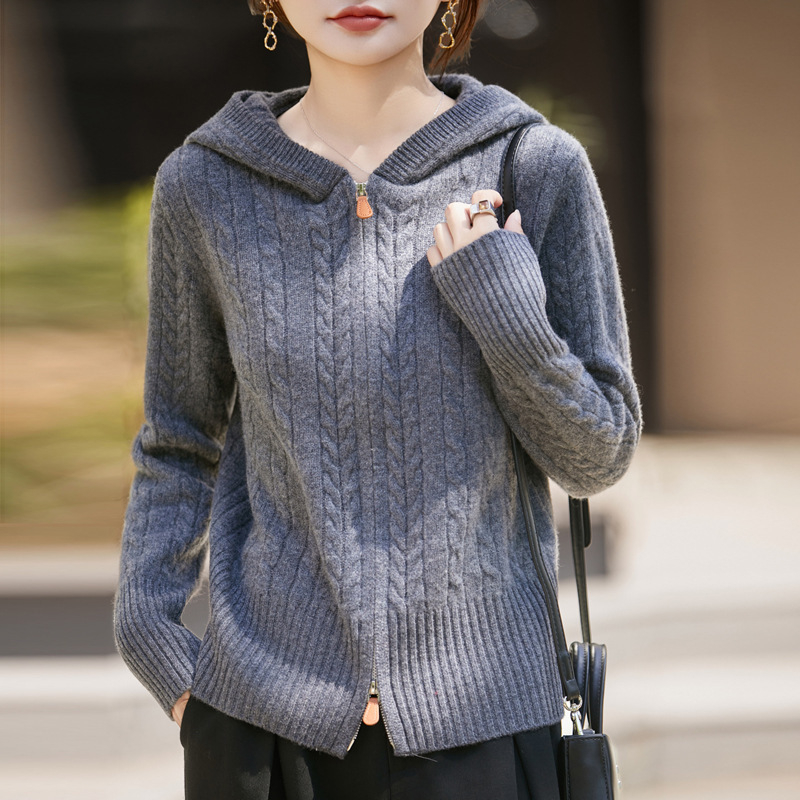 Ženski vuneni kardigan s kapuljom, debelo pletenje, kabelski uzorak, dvostruki zip, sadržaj vune 95%+