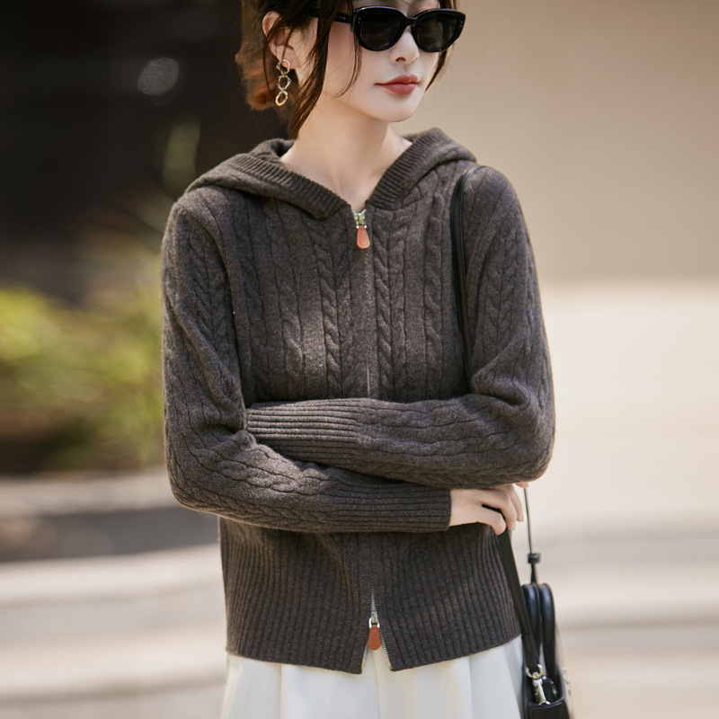 Ženski vuneni kardigan s kapuljom, debelo pletenje, kabelski uzorak, dvostruki zip, sadržaj vune 95%+